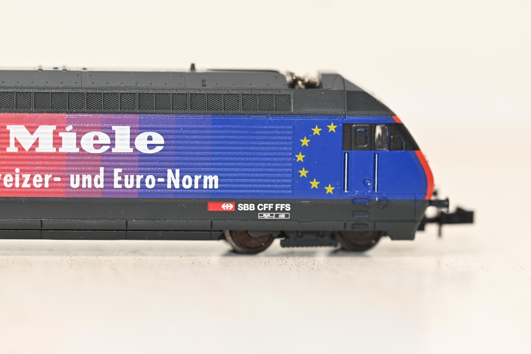 Trix Modellini di ferrovie: Re 460 Miele Trix Spur N mit OVP – Usato da Laupen ZH venduto da Zmoewe 2