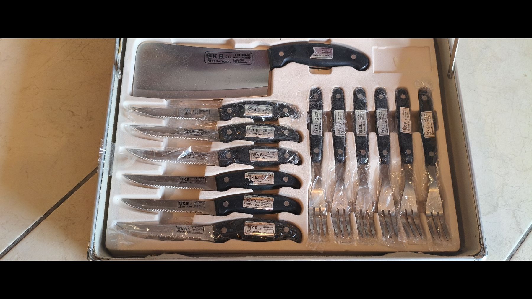 Couverts: Set de cuisine  – D'occasion à Yvonand par jmp_2hbr 2