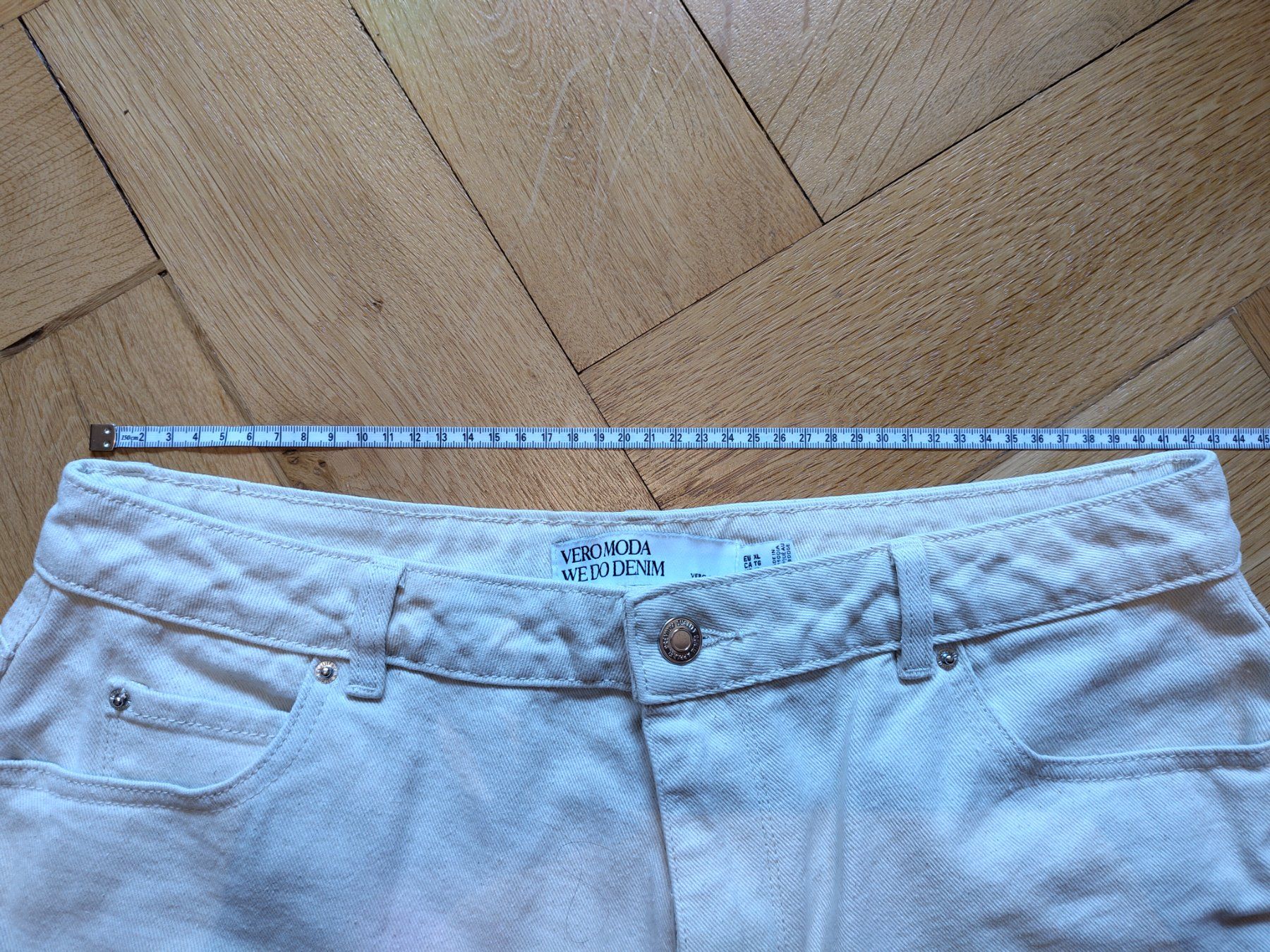 Vero Moda Hosen: Shorts – Gebraucht aus Bern von Linii 2