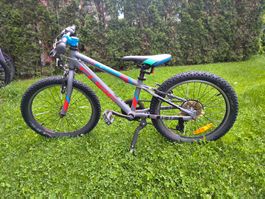 bici cube 20