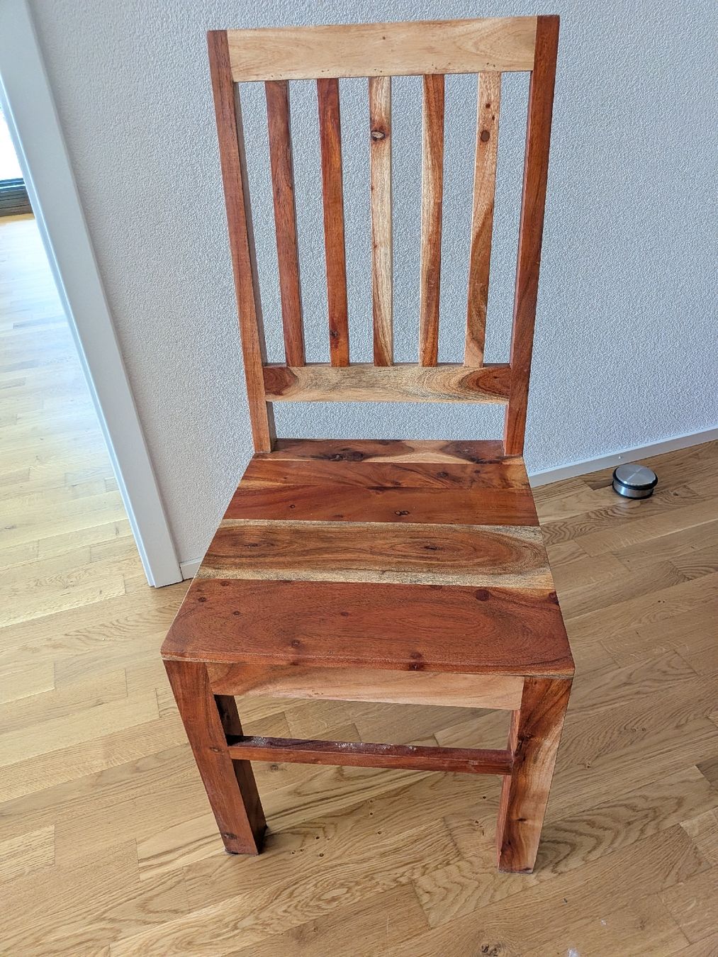 Set di tavolo e panche: Holztisch mit 4 Stühlen  – Usato da Schmitten FR venduto da Rapmar 1