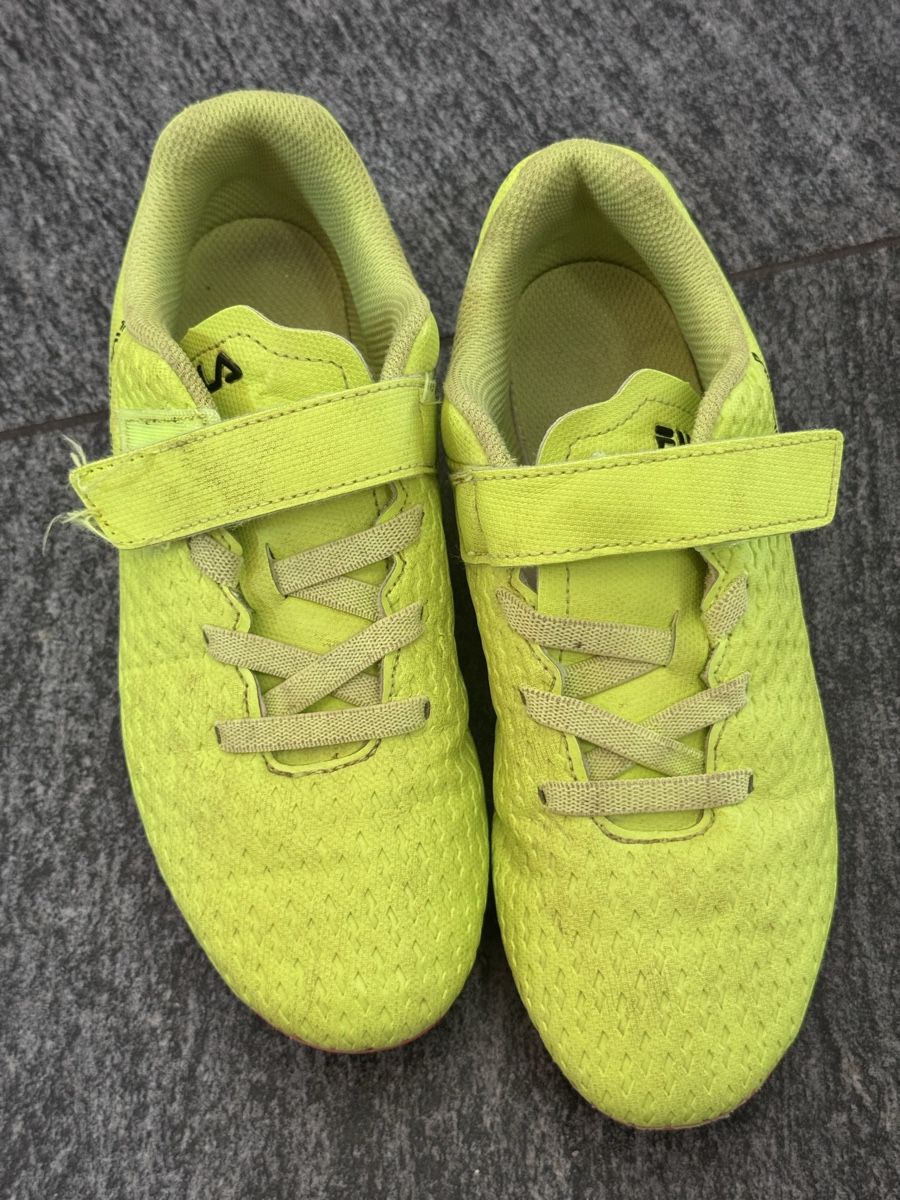 Fila Scarpe per ragazzi: Fila Fussballschuhe 35 – Usato da Wädenswil venduto da dorodi