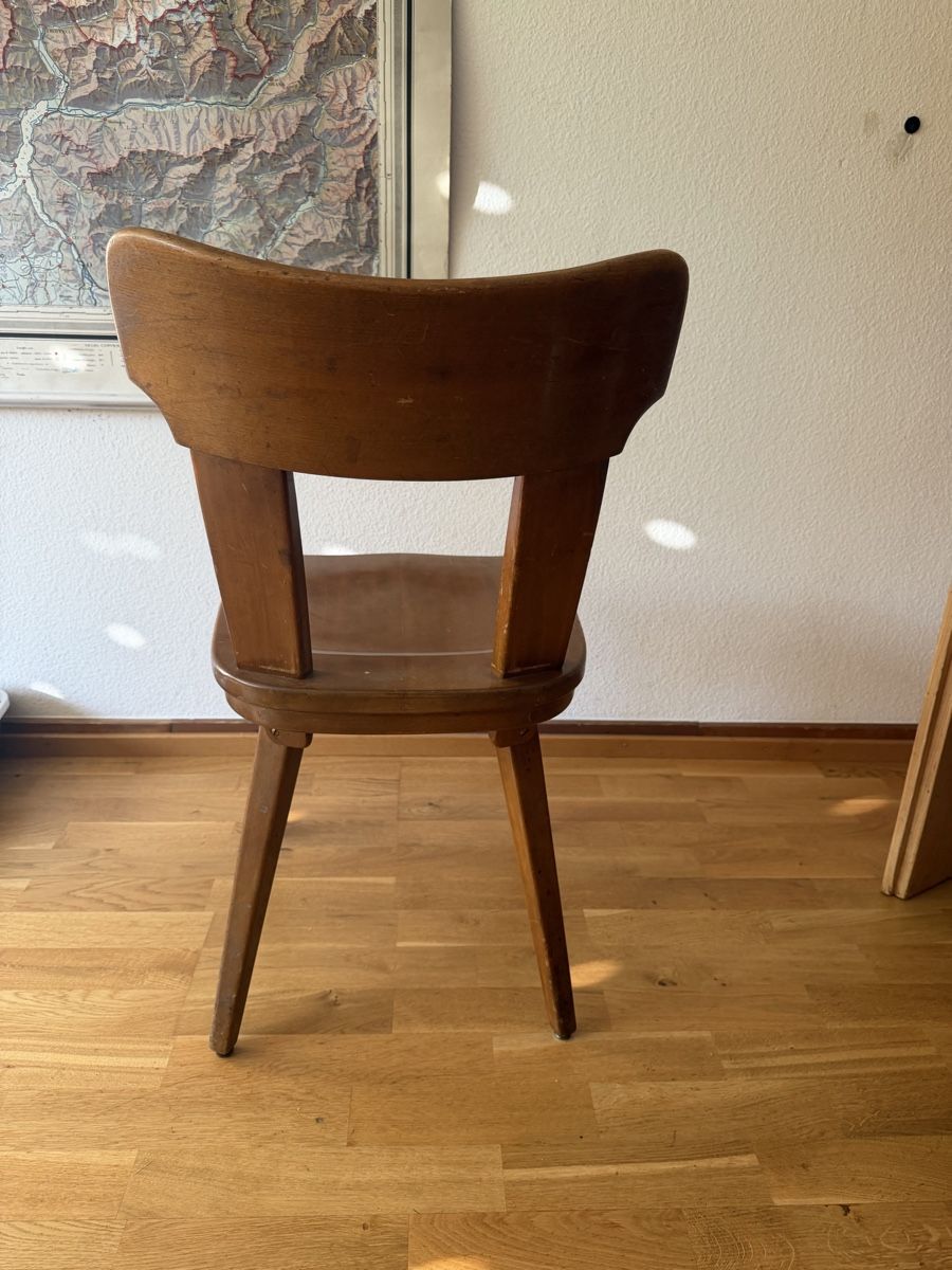 Stühle: Holzstuhl – Gebraucht aus Zürich von K_T_H_M 1