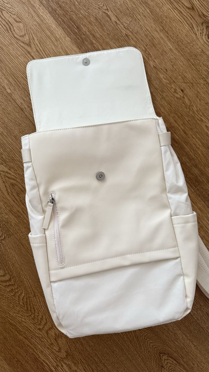 Zaini: Beige Rucksack – Usato da Boswil venduto da hey.itsme 4