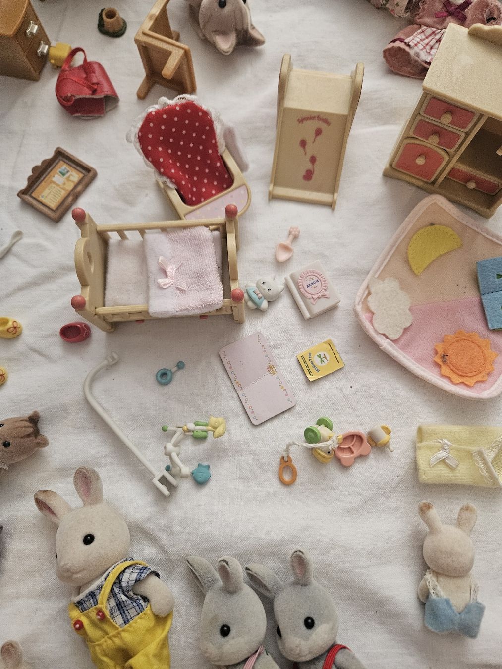 Sylvanian families Puppenhäuser & -möbel: Ensemble de Sylvanian Families et accessoires – Gebraucht aus Thônex von can.can 5