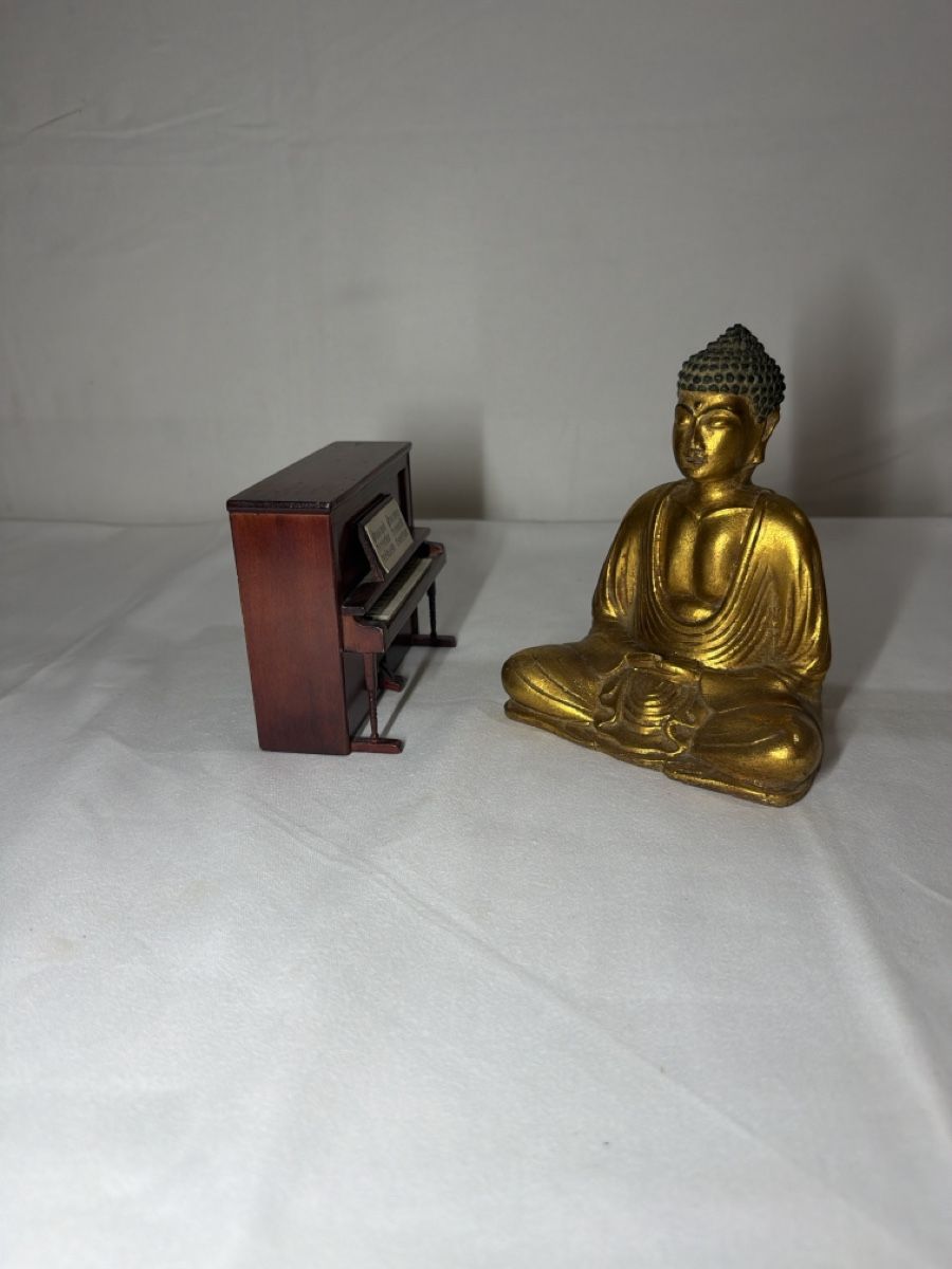Tutte le decorazioni: Deko Klavier aus Holz/ Buda – Usato da Oberwil BL venduto da Hariva 2
