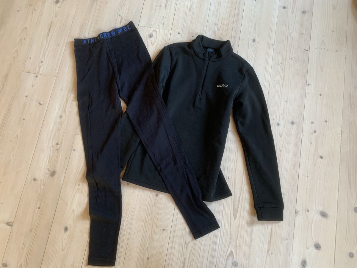 Odlo Lotti & Set di vestiti: Thermowäsche Set Gr. 152 – Usato da Biberist venduto da coffee13