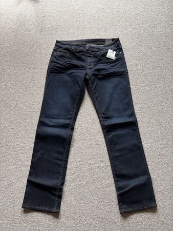 Damen Jeans Yessica blau Straight Leg Gr.  44 NEU