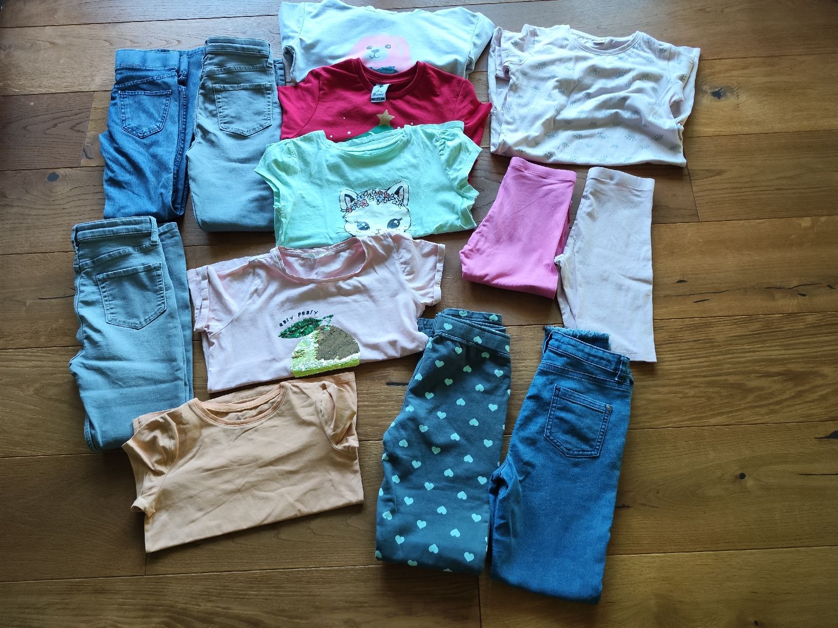 Lotti & Set di vestiti: Mädchen Kleider Paket Grösse 134, 134/140 – Usato da Kriens venduto da Xonox