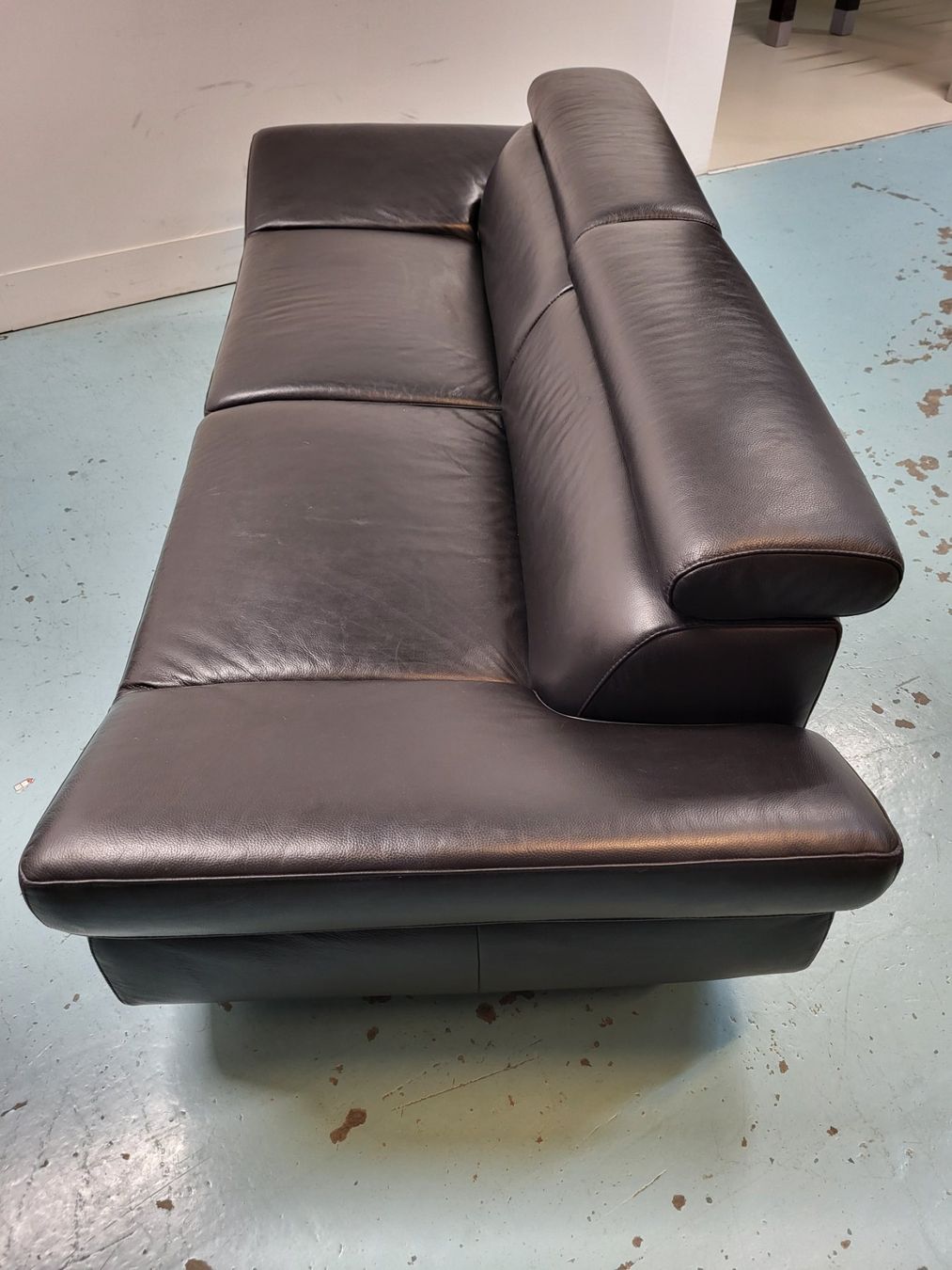 Sofas: Sofa Kunstleder – Gebraucht aus Brügg BE von POU-BELLE 4