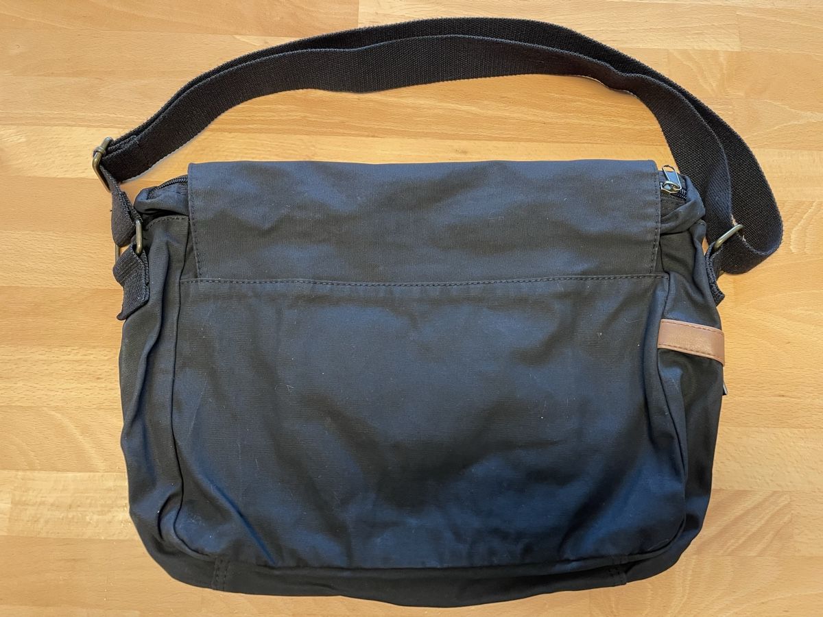 Fila Borse: FILA Freizeittasche schwarz – Usato da Spreitenbach venduto da R_1691 1