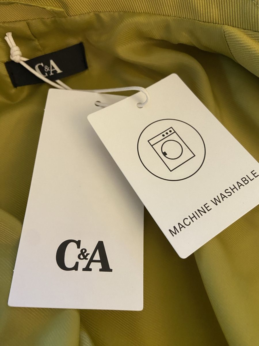 Giacche: Veste neuve taille 44 style cropped – Nuovo e nell'imballaggio originale da Neuchâtel venduto da lu7_9rs7 3