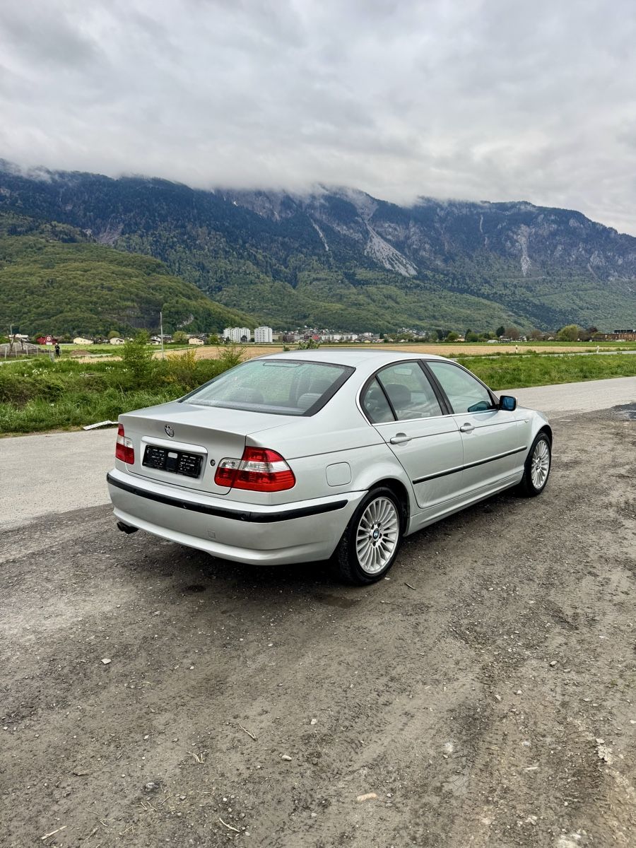 BMW Autos: BMW 330xi – Gebraucht aus Collombey von anthonytruffer 4