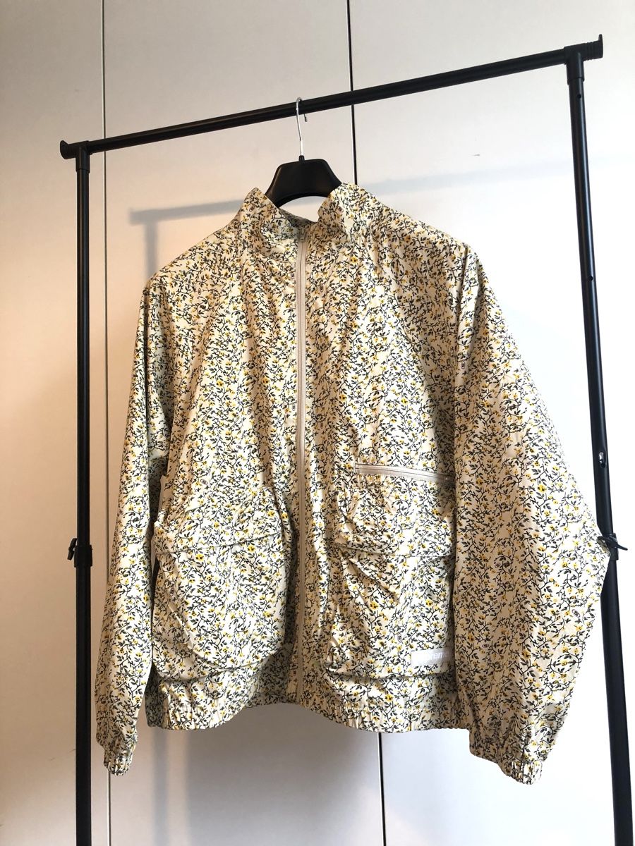 Supreme Giacche: Veste légère SUPREME – Nuovo (secondo la descrizione) da Lausanne venduto da Fan_pt7s