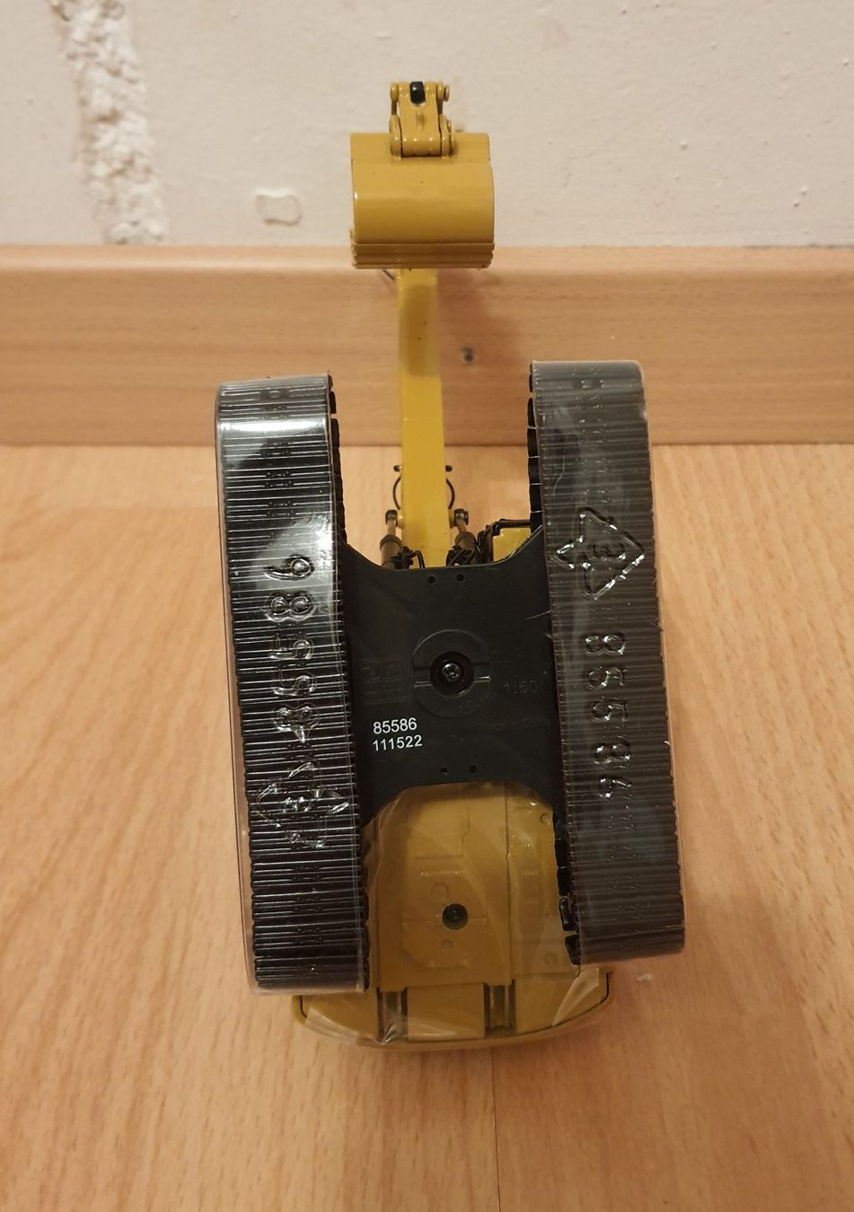 Caterpillar Kit di modellismo & Modellini statici: originalverpackter Caterpillar 1:50 Modell Hydraulik-Bagger – Nuovo e nell'imballaggio originale da Seon venduto da Brasilfan 8