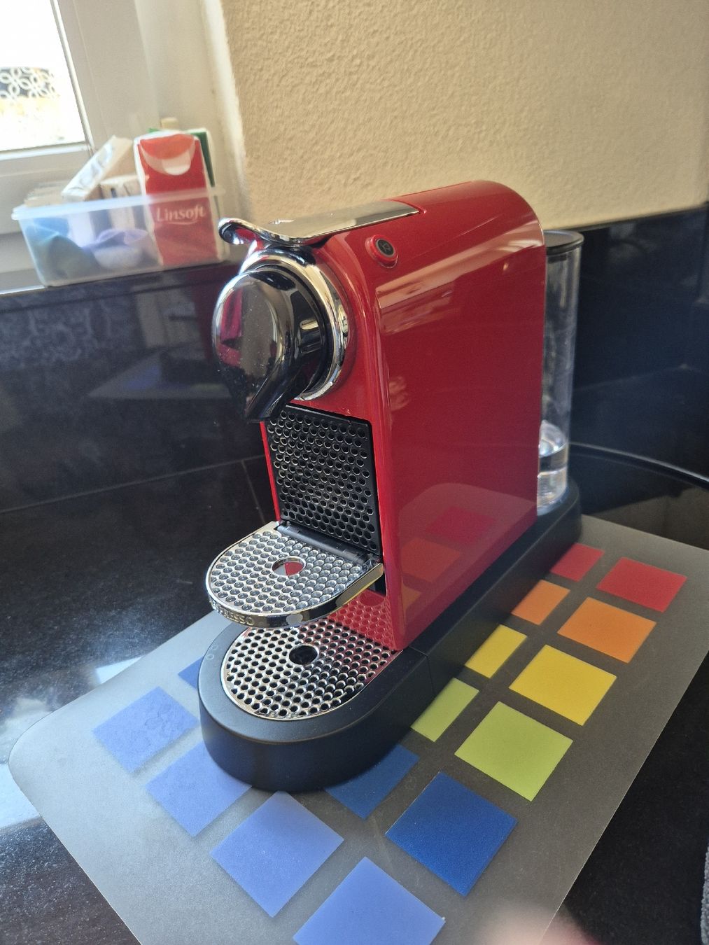Nespresso Kaffeemaschinen & Espressomaschinen: Nespresso Maschine – Gebraucht aus Würenlingen von kuh33 1