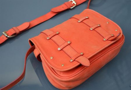 Tasche / Sac à bandoulière Minelli Paris Orange