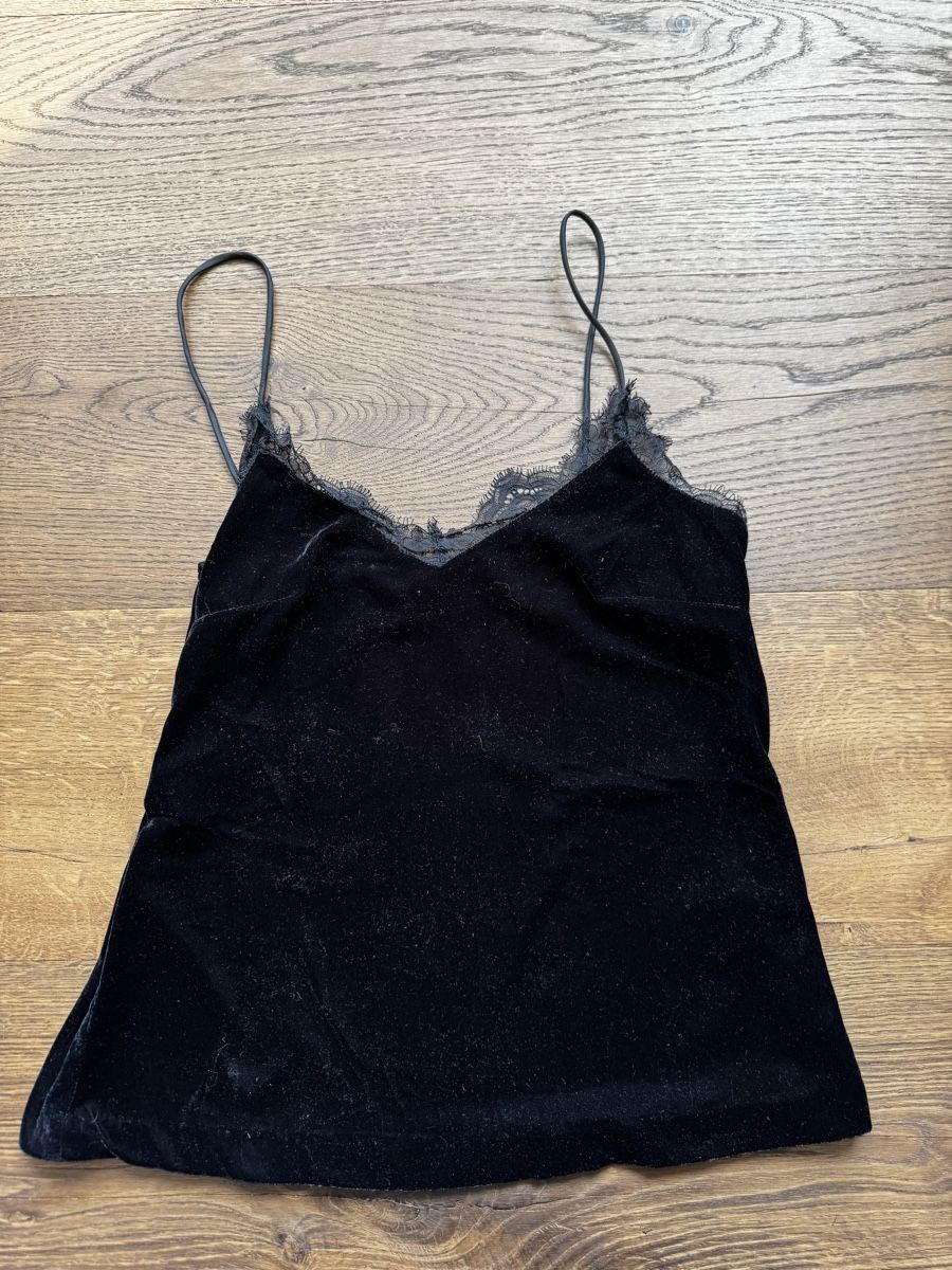 H&M Top: Black Velvet Cami Top - elegantes Top mit Spitze – Nuovo (secondo la descrizione) da Zürich venduto da forestF4iry