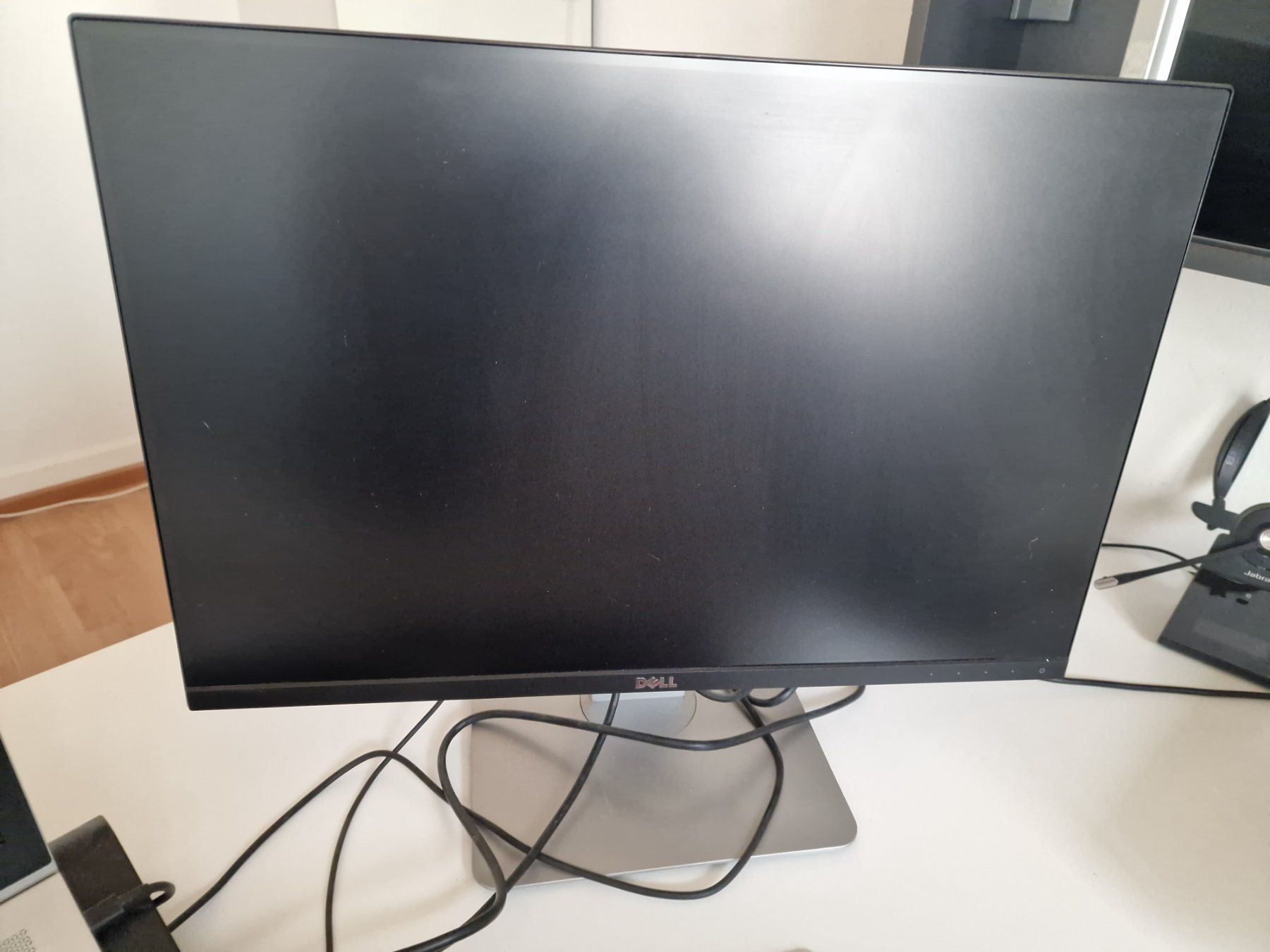 Dell Monitor: Dell U2415b 24" Monitor Bildschirm höhenverstellbar HDMI – Usato da Hallau venduto da CHACLA 1