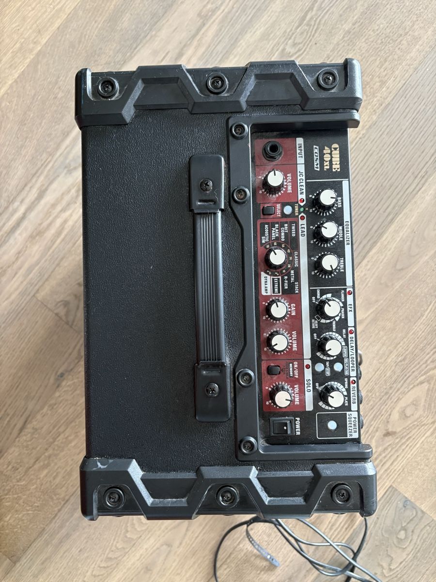 Roland Amplificatori: Roland Cube 40XL – Usato da Nyon venduto da Phoschi 1