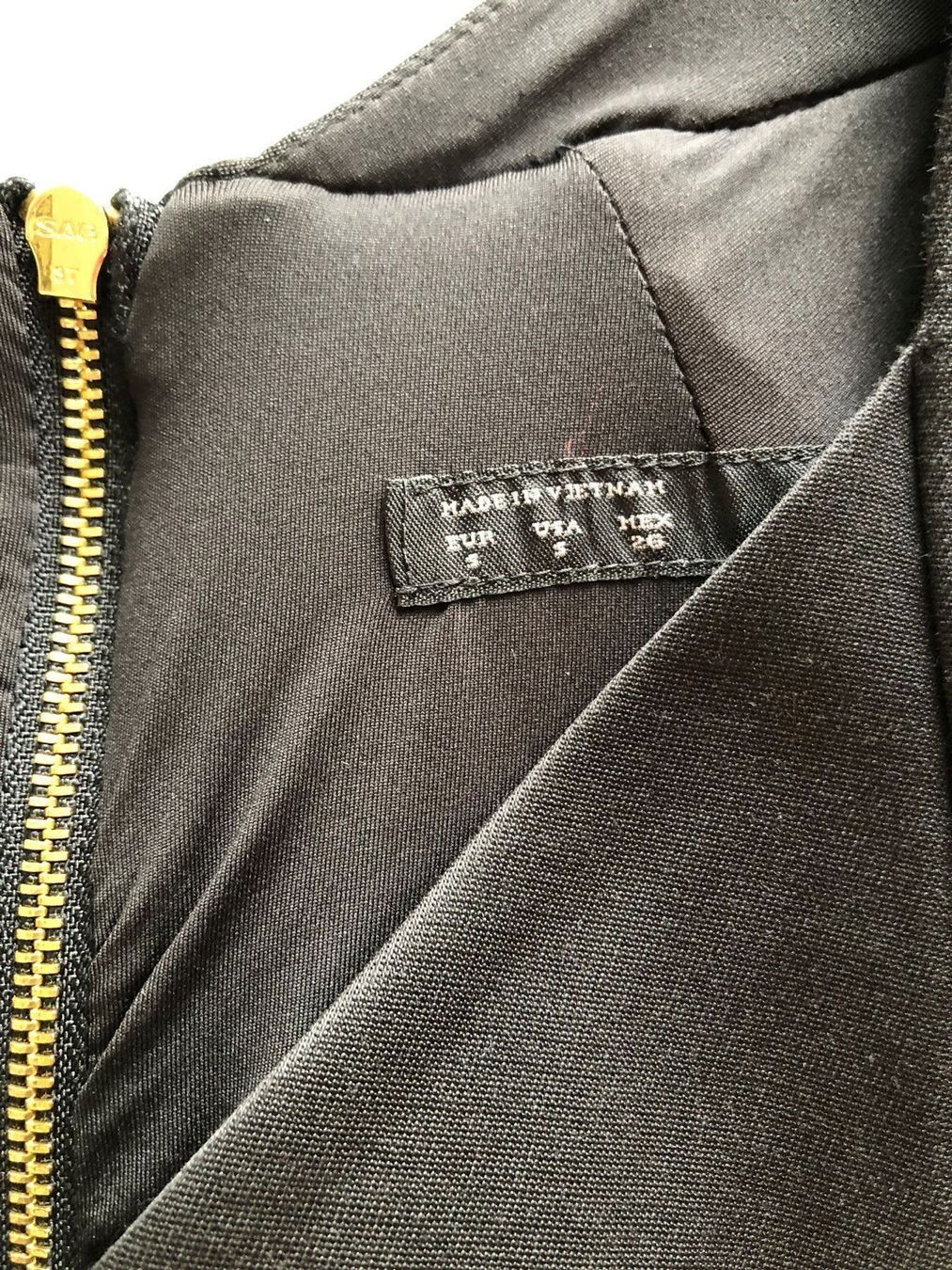 Vestiti: Kleid  Edel super schön. – Nuovo (secondo la descrizione) da Adliswil venduto da Majeska 6