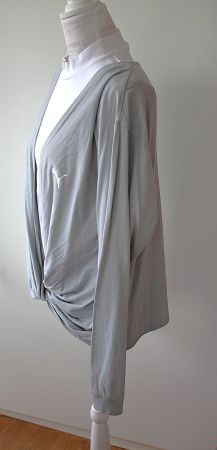 Langarm Shirt von PUMA ﻿☆ grau ﻿☆ mit raffiniertem Knoten