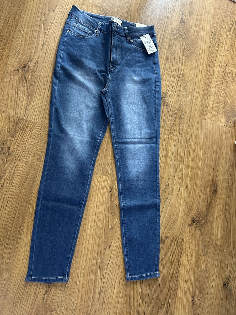 Jeans: Damen Jeans Gr. 42 – Nuovo e nell'imballaggio originale da Frauenfeld venduto da berk39