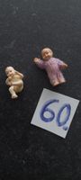 2 Miniatur Puppenstubenpüppchen
