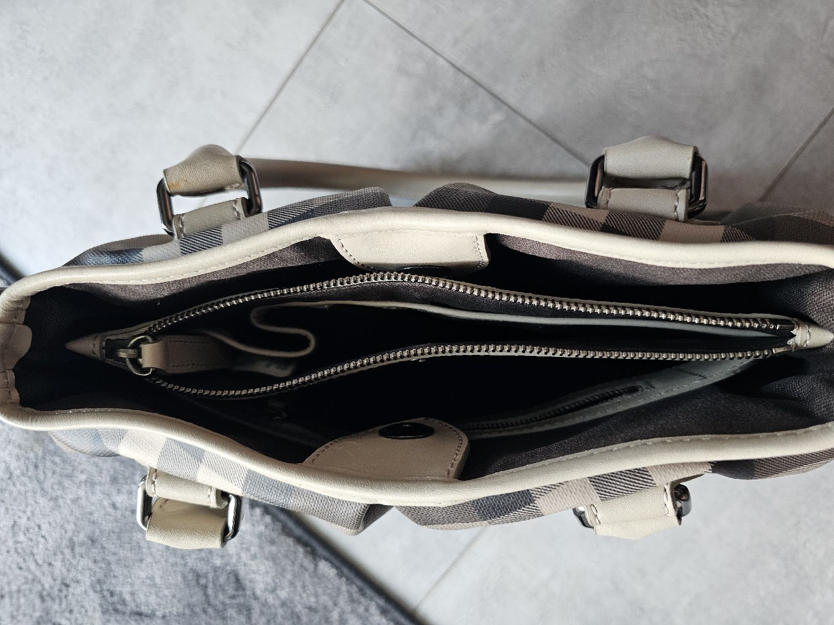 Burberry Taschen für Damen: original burberry smoke trench tote – Neu (gemäss Beschreibung) aus bellinzona von zeus6535 7