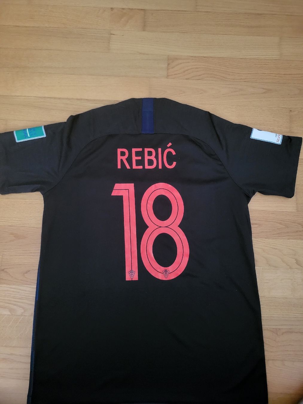Leibchen & Hosen: Kroatien Trikot – Neu (gemäss Beschreibung) aus Obfelden von Kico88 1