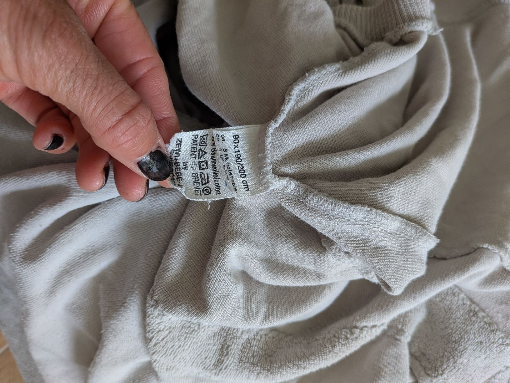 Zewi Coperte: Zewi Decke hellgrau 90x200 – Usato da Eschenbach SG venduto da SanFranciscoCalifornia 4