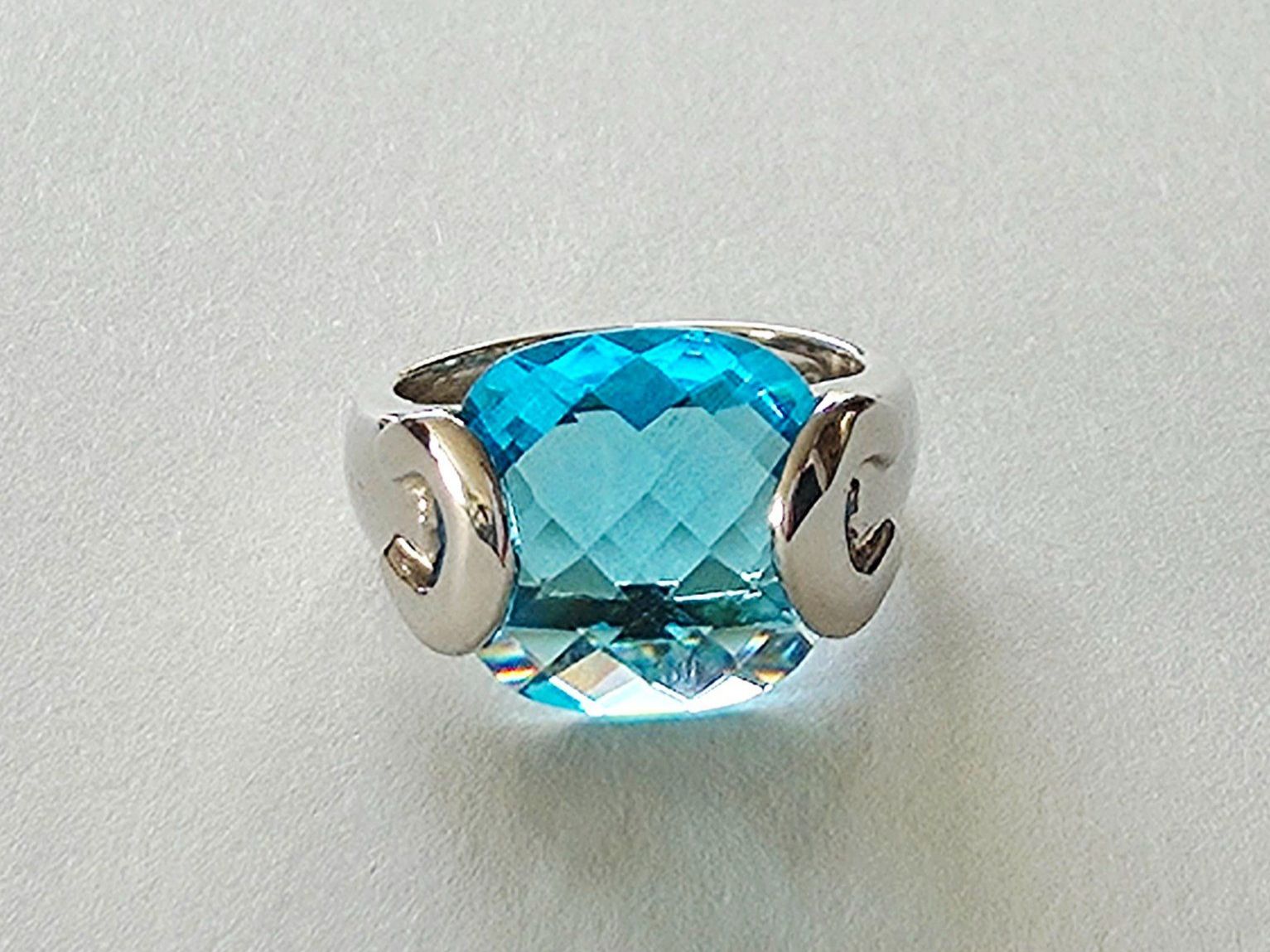 Anelli: Modernem Silberring 925 mit grossem blauem Topas - Neu – Nuovo e nell'imballaggio originale da Uetikon am See venduto da Coralreef 3