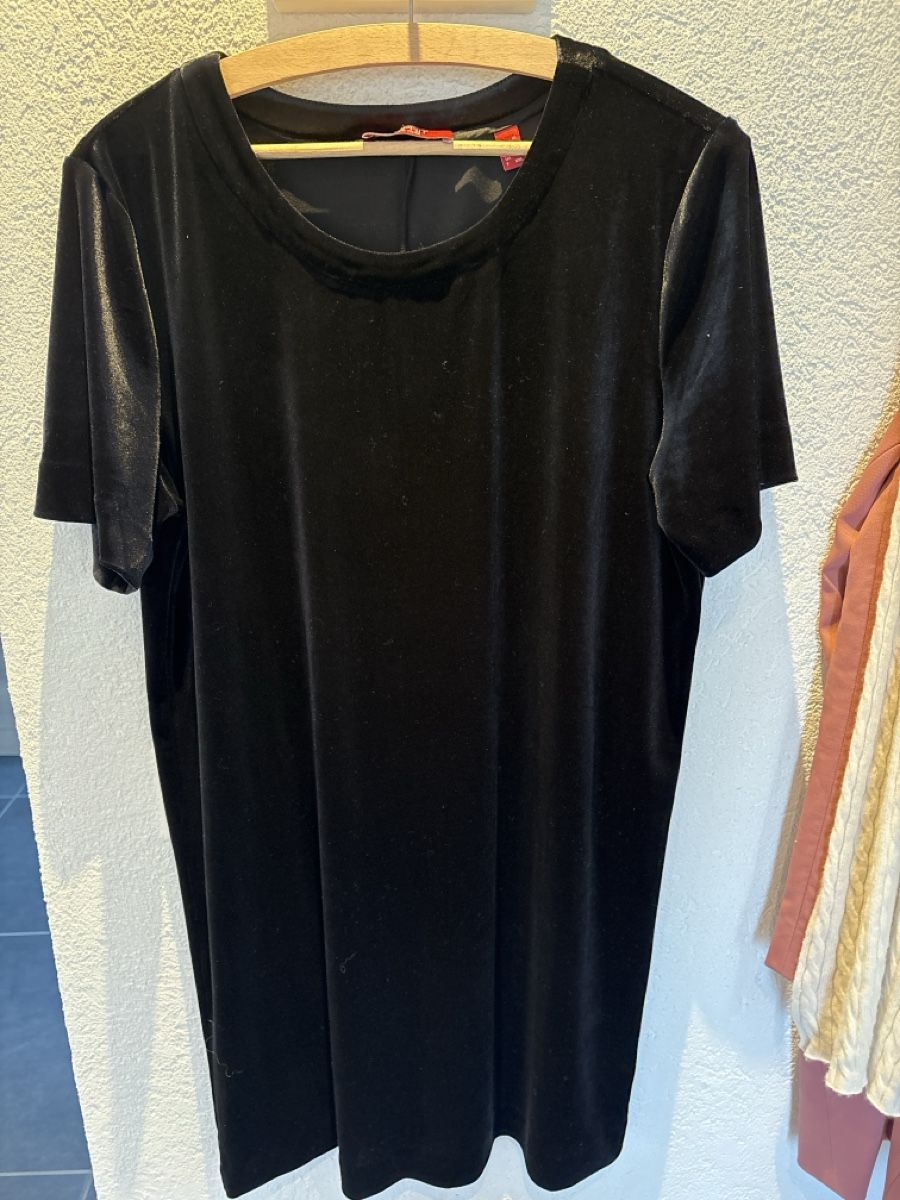 Esprit Vestiti: Robe esprit, style velours – Nuovo e nell'imballaggio originale da Riddes venduto da nati48 2