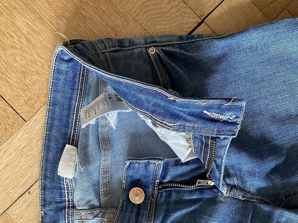 Jeans: Jeans H&M Gr. 26x32 – Usato da Bern venduto da tan_2rrh 4