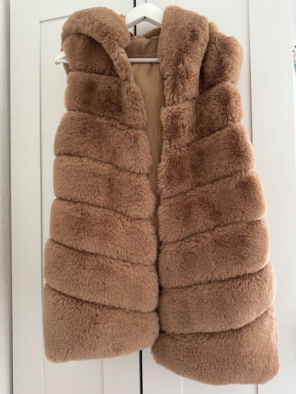 Gilet & Giacche senza maniche: Kunstfell Weste hellbraun one size – Usato da Rothenburg venduto da wer_g9fd