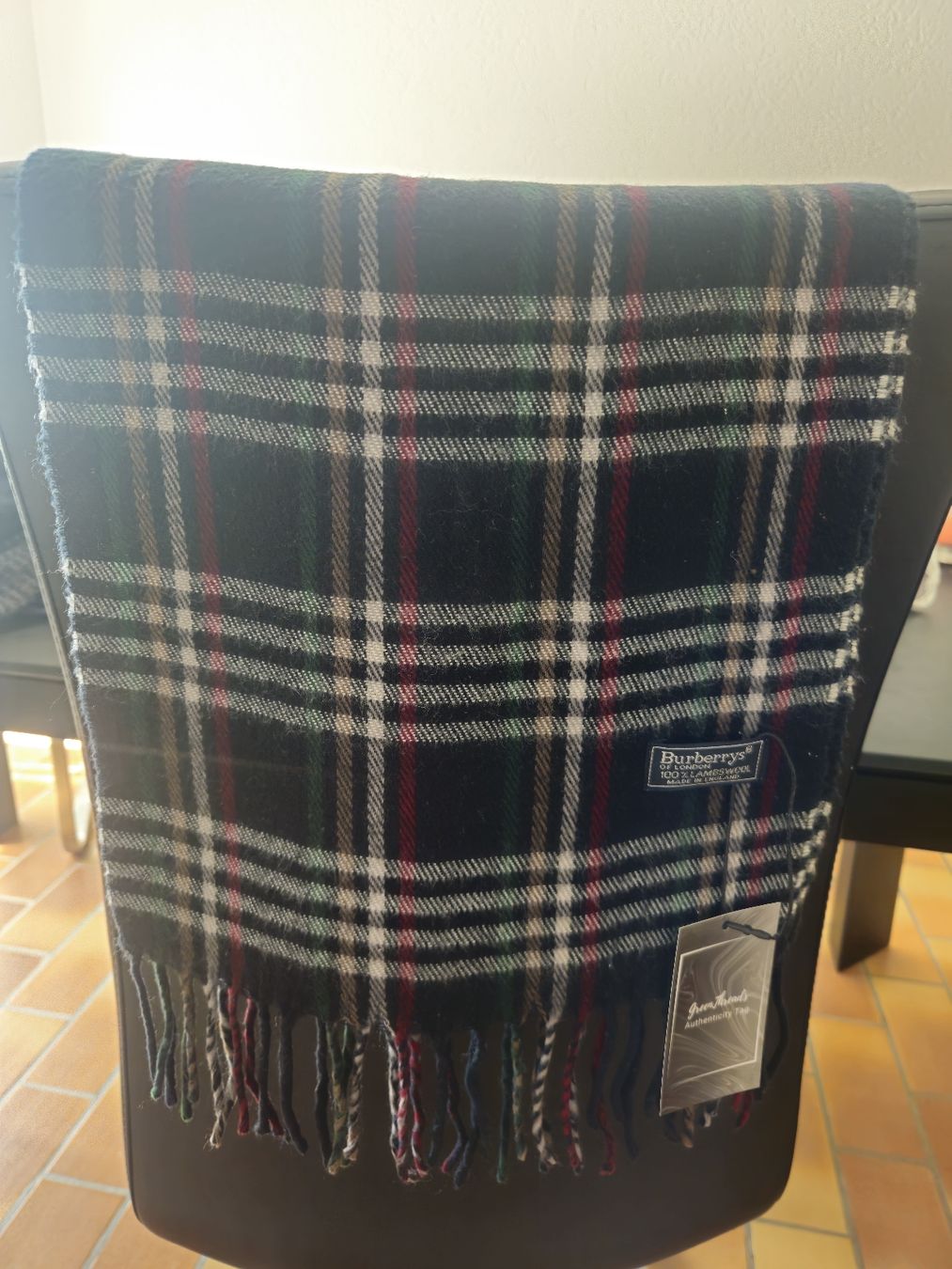 Burberry Foulard & Sciarpe: vintage Burberry Schal – Usato da Bern venduto da Michael-06