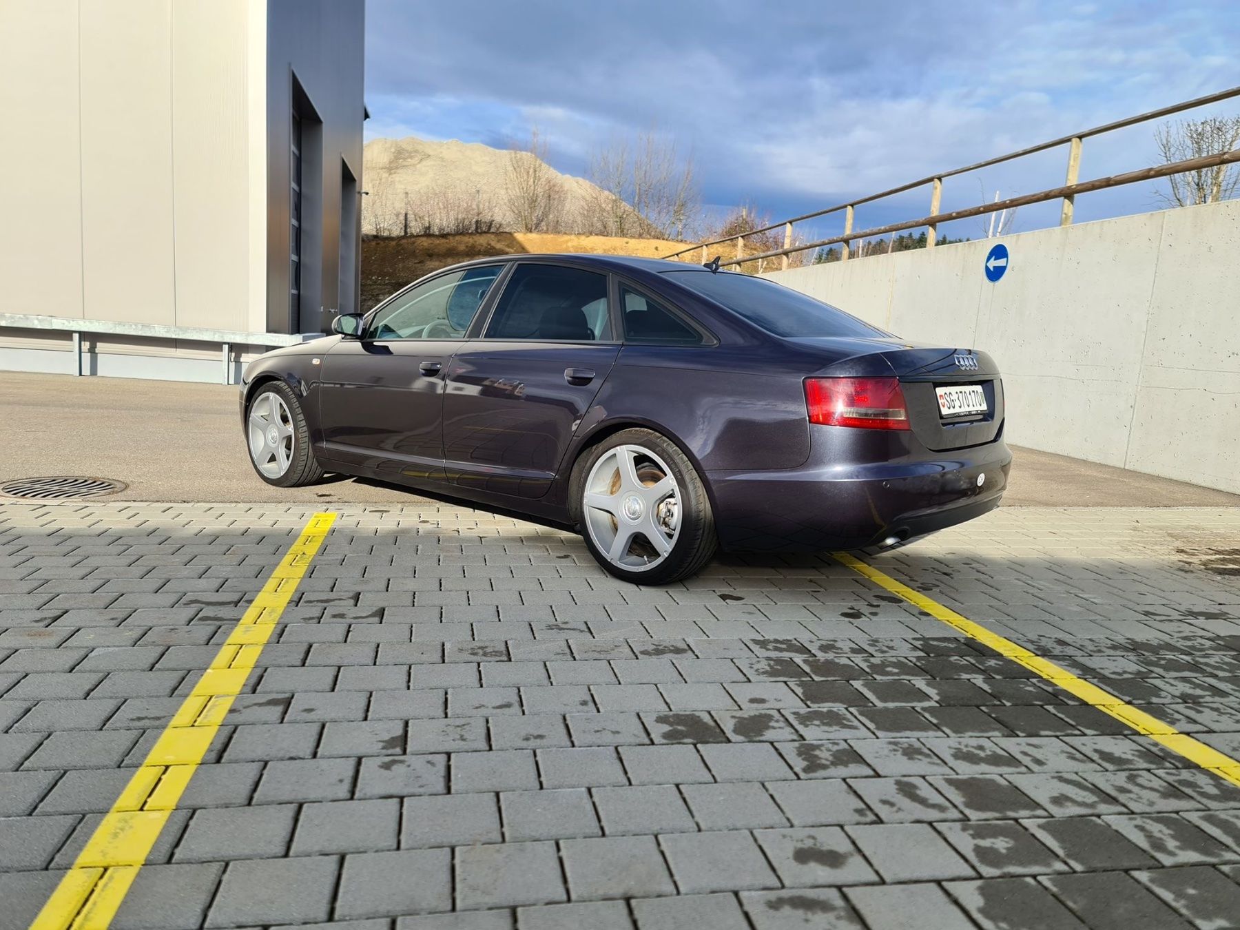 Audi Automobili: Audi A6 2.0 TDI – Usato da Gossau SG venduto da Nez-lim 5