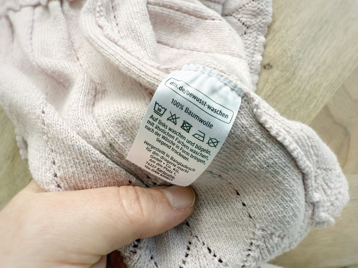Vestiti & Gonne: Mädchen Strickkleid rosa, Gr. 104 – Usato da Eggenwil venduto da Lissi82 4