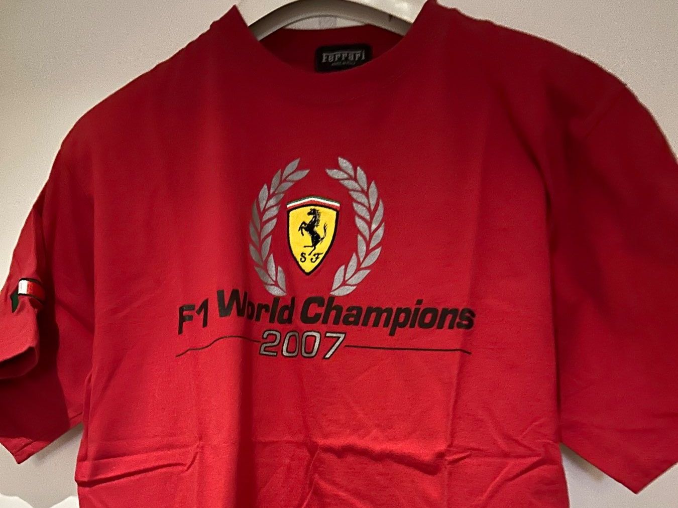 Ferrari T-shirt: T-Shirt Ferrari  F1 – Usato da Zumikon venduto da Uranus88 4