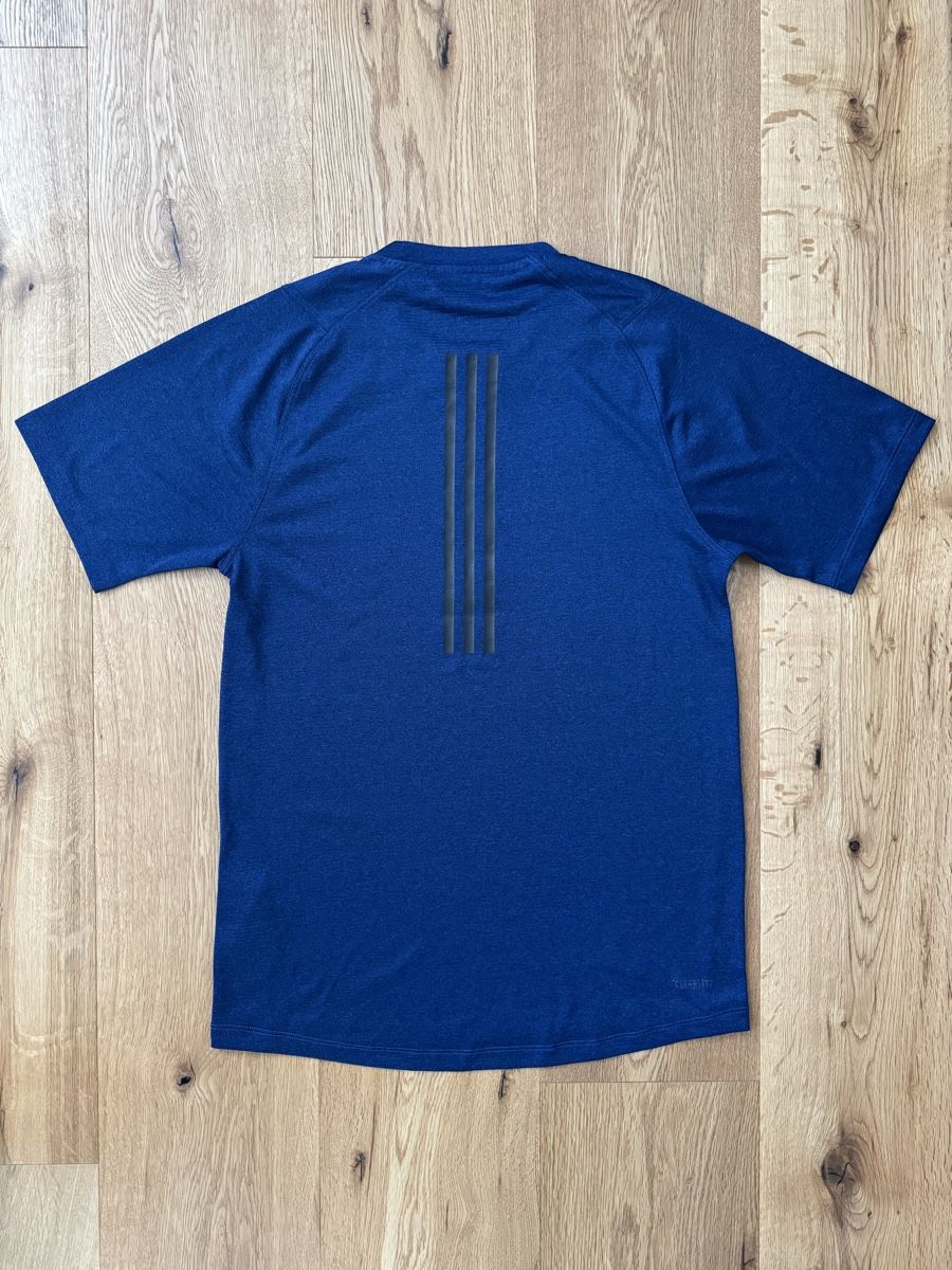 Adidas T-shirt: Adidas Freelift Climalite Tshirt, Gr. S – Usato da Interlaken venduto da fbnscl 3