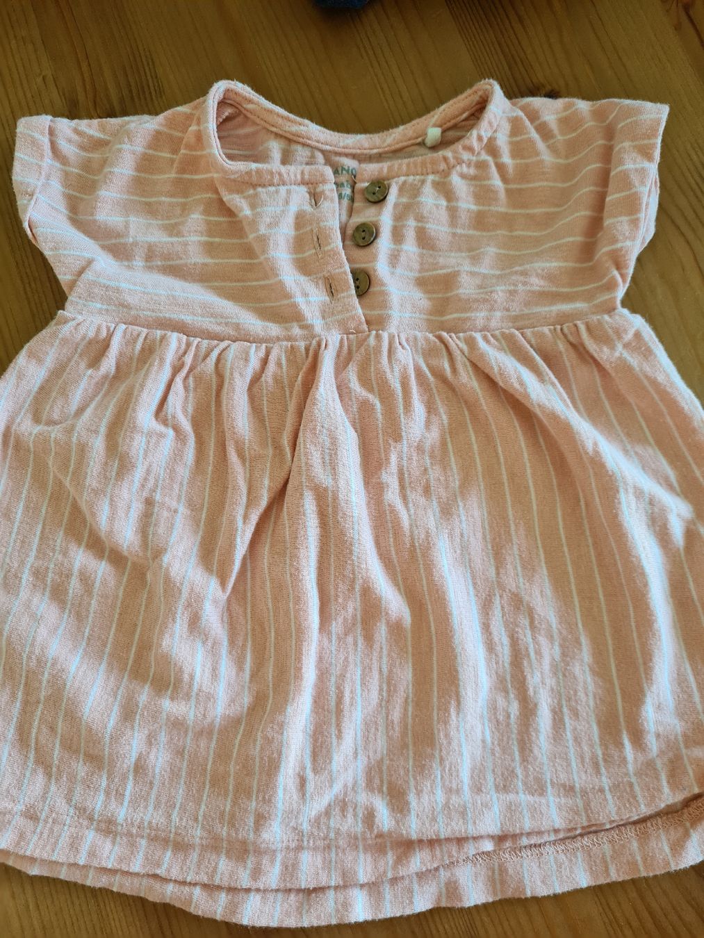 Manor Vestiti & Gonne: Kleid Gr. 68/6M Sommerkleid gestreift – Usato da Horw venduto da Mirii91 1
