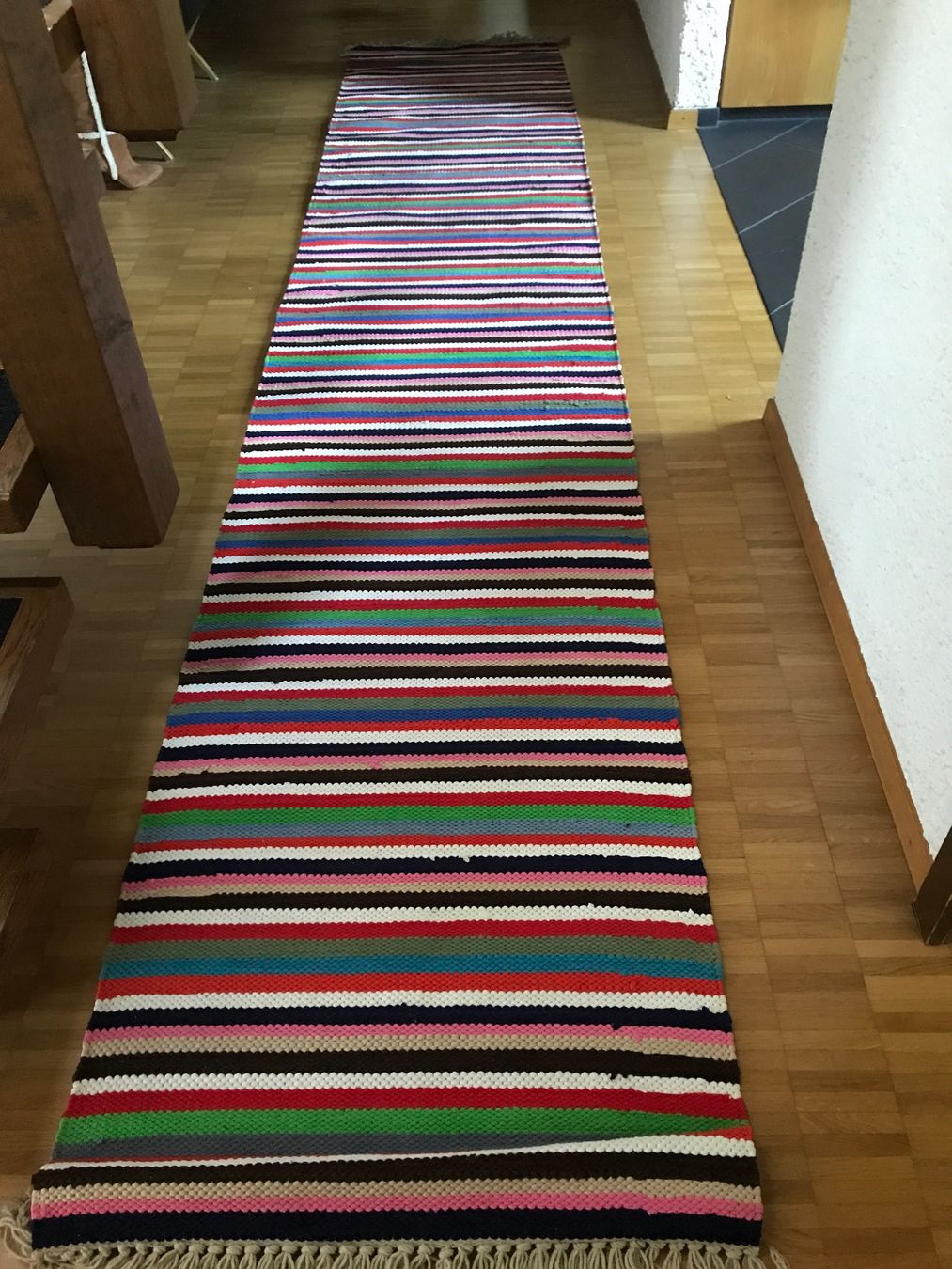 Teppiche: Wunderschöner Bändelteppich NEU – Neu (gemäss Beschreibung) aus St. Margrethen SG von kellenbh
