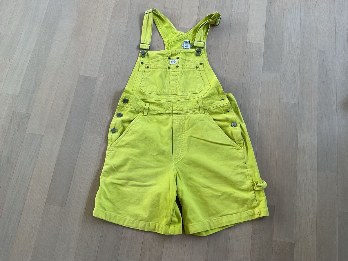Calvin Klein Tute: Latzhose – Usato da Ettingen venduto da gaggalari