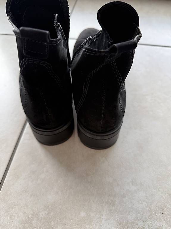 Scarpe da donna: Gabor Wildleder Halbstiefel  – Usato da Arth venduto da Hannymoon68 1