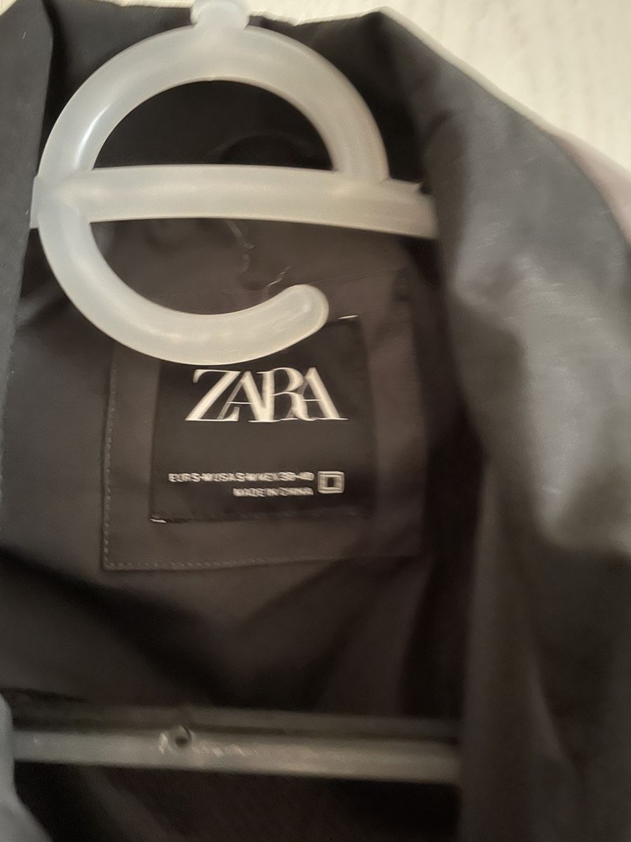 Zara Vestes: ZARA dwnr Windbreaker – D'occasion à Niederhasli par areuphoreal 1