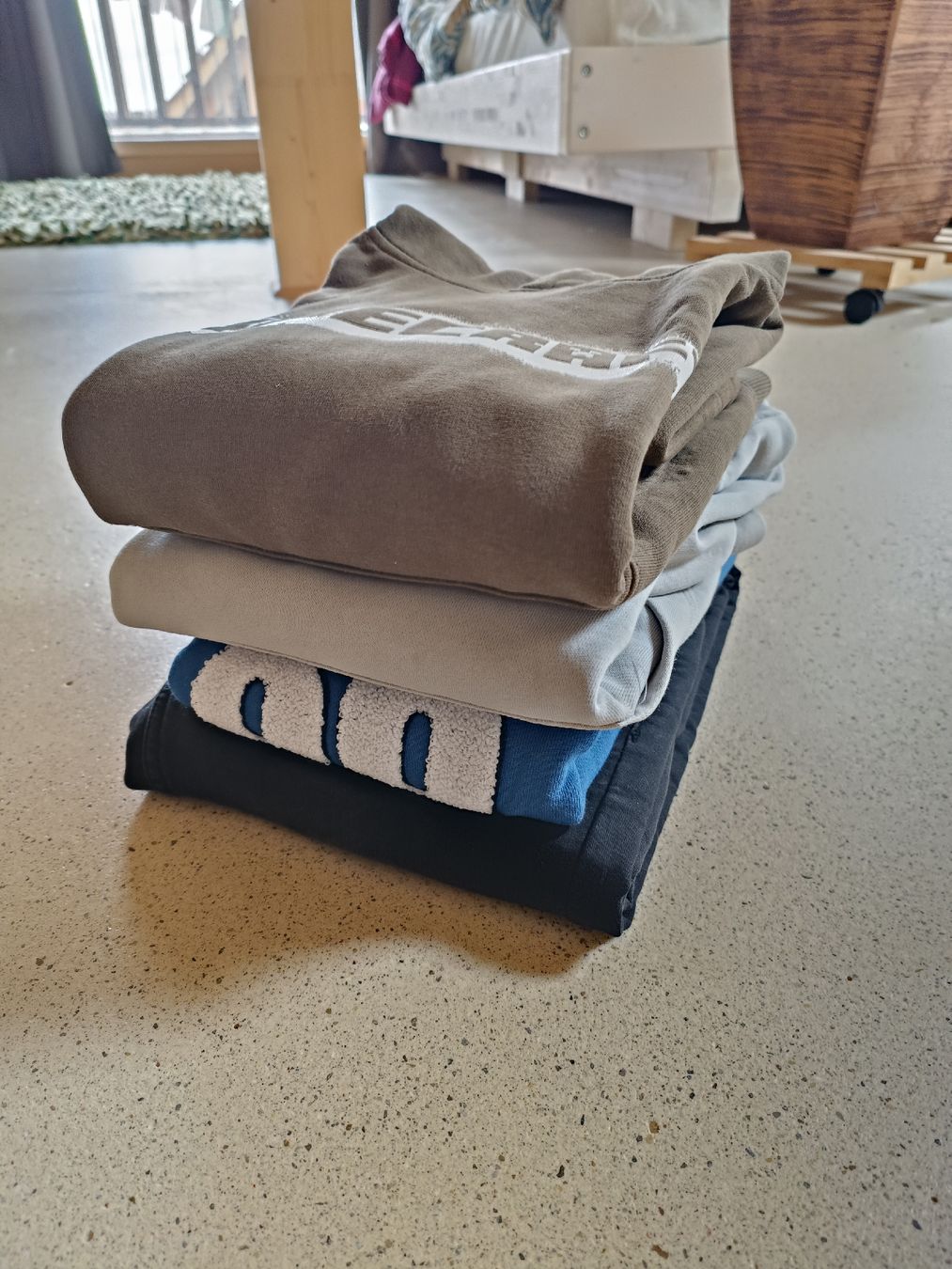 Kleiderpakete & -sets: Kleiderpaket Gr. 134/140 Jungs – Gebraucht aus Humlikon von Zitrone011
