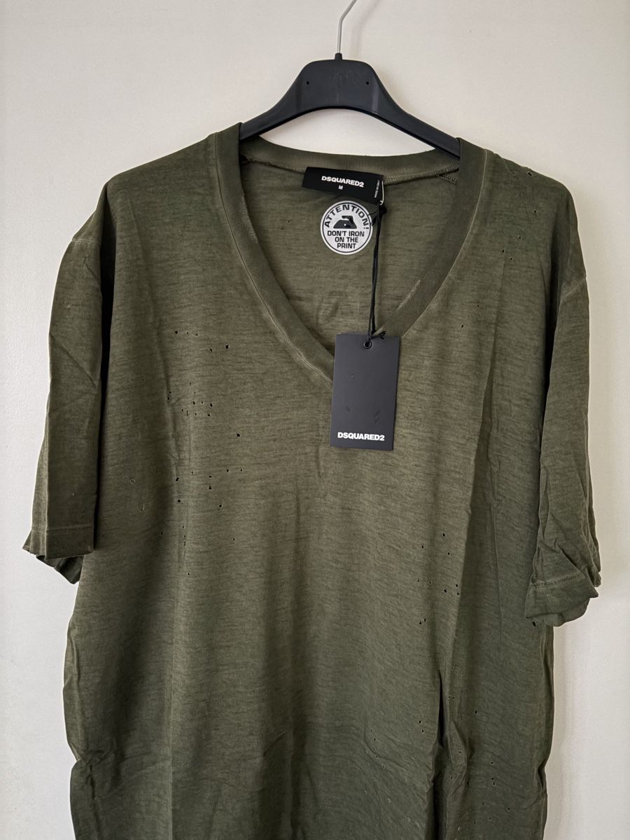 Dsquared2 T-shirt: Dsquared2 T-Shirt – Nuovo e nell'imballaggio originale da Otelfingen venduto da Boosted 1