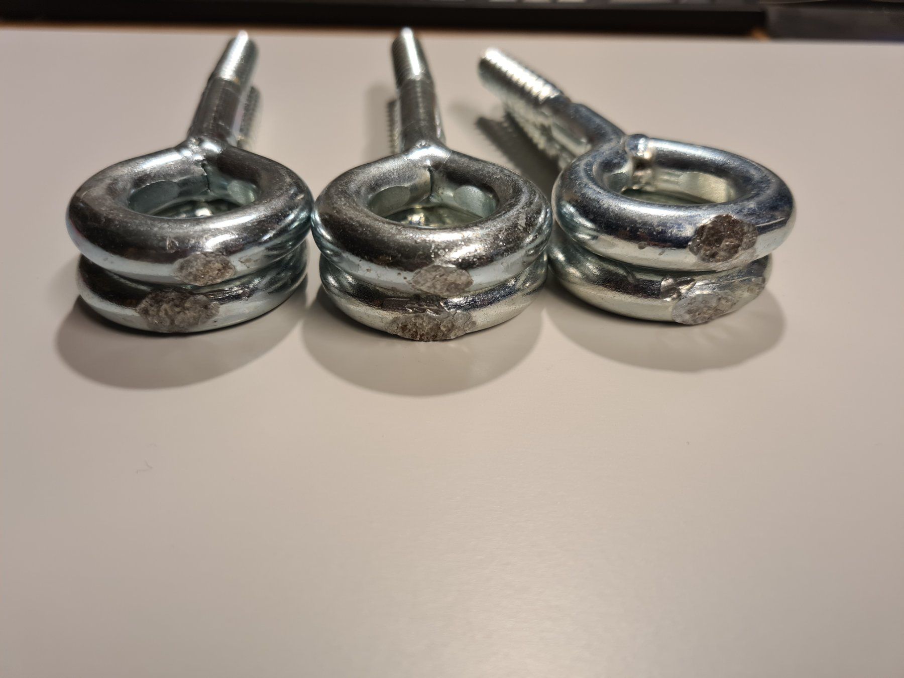 Ferramenta: grosse Ringschrauben 6 Stk. – Usato da Sissach venduto da pablum87 3