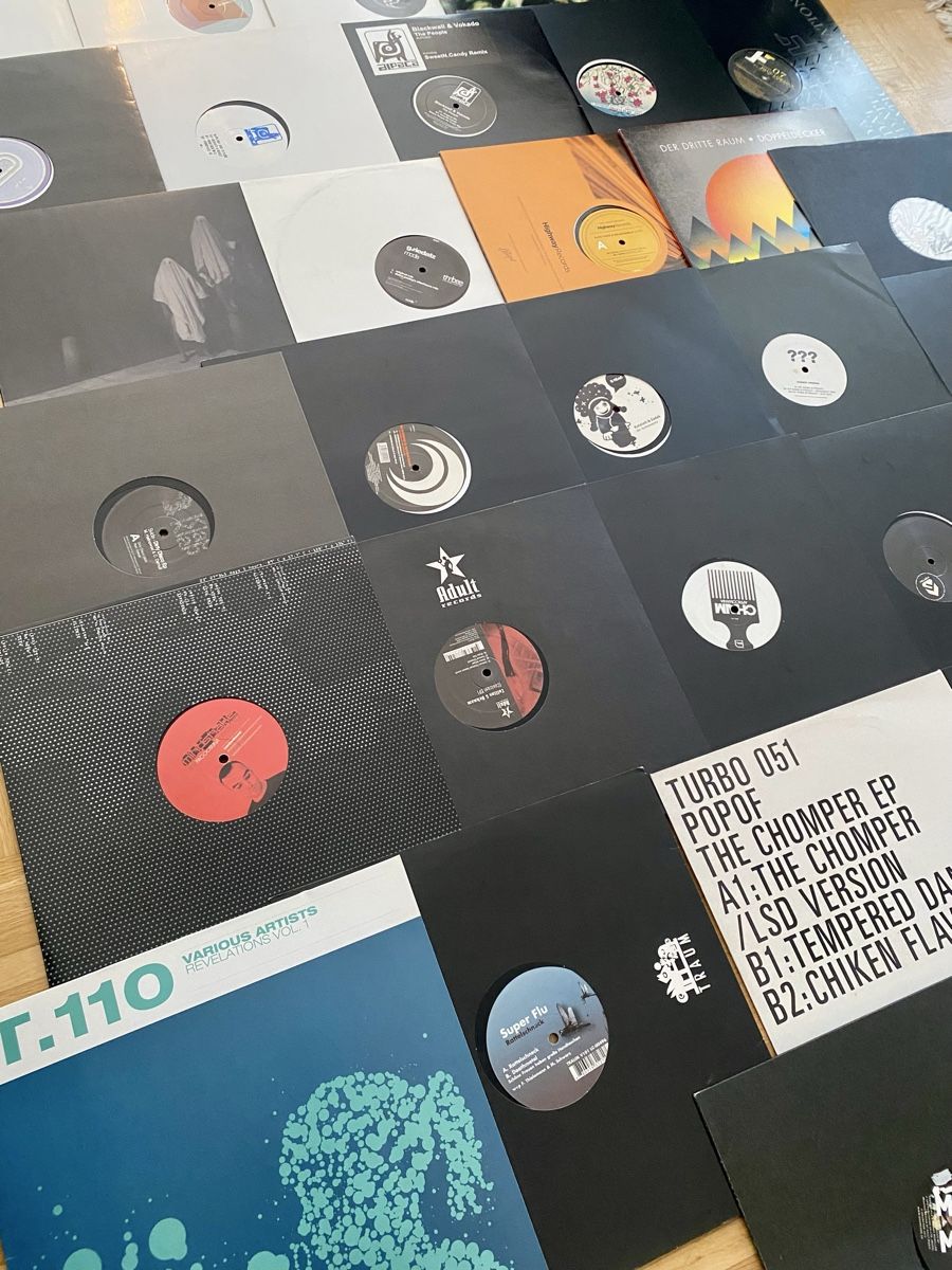 Dischi in vinile: Vinylsammlung Techno Minimal Tech House – Usato da Möhlin venduto da Devilspunchbowl 1