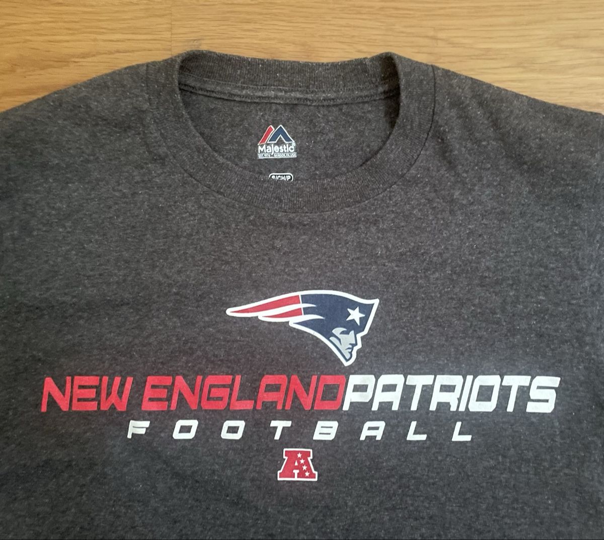 T-shirt: New England Patriots Shirt – Usato da Himmelried venduto da Lucas1212 1
